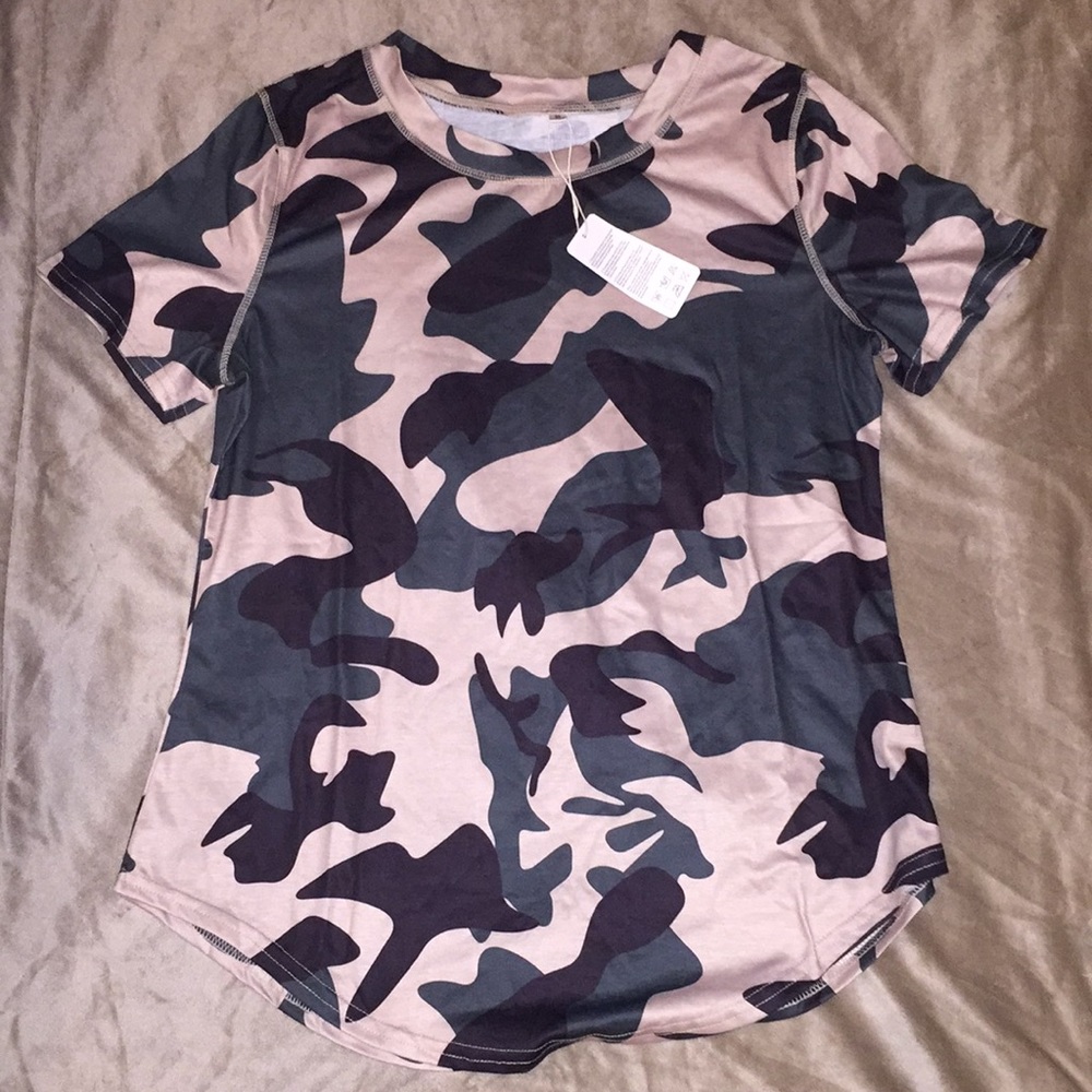 Women’s Camo Top